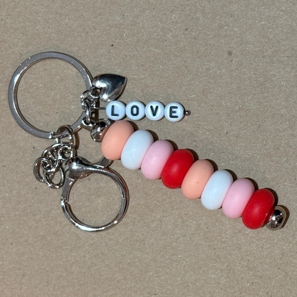 Silicone Inspirational Beaded Keychain - Love - Picture 2 of 2